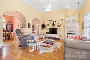 811 4th St NE, Conover, NC 28613 - Photo 16