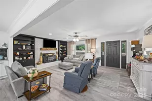 464 Hidden Lake Dr, York, SC 29745 - Photo 4