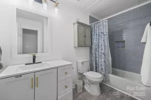 464 Hidden Lake Dr, York, SC 29745 - Photo 18