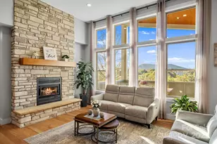 22 Governors View Rd, Asheville, NC 28805 - Photo 6