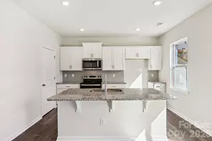 846 Adelston Ln, Asheville, NC 28804 - Photo 12