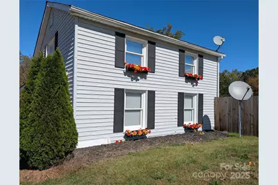 124 Maiden Lane, Forest City, NC 28043 - Photo 2