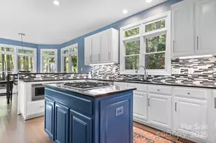 16033 Agincourt Dr, Huntersville, NC 28078 - Photo 14