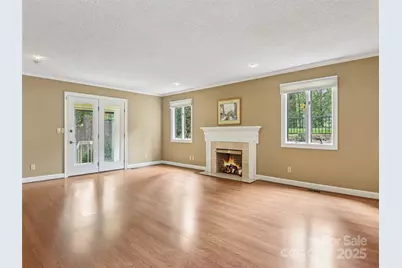 102 Glenbrook Drive, Hendersonville, NC 28739 - Photo 8