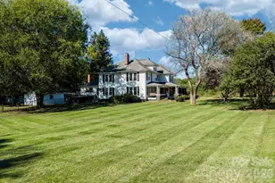 2461 Startown Rd, Newton, NC 28658 - Photo 2