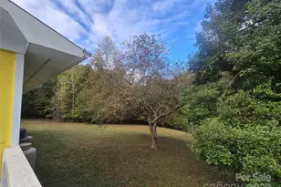 321 Salisbury Dr, Troy, NC 27371 - Photo 4