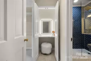 153 Perrin Pl, Charlotte, NC 28207 - Photo 24