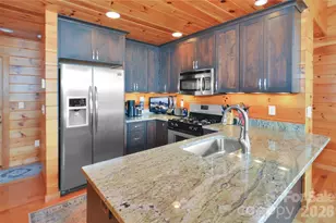 6365 Julius Dr, Newland, NC 28657 - Photo 10