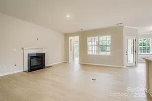 2146 Bowie Stone Ct, Fort Mill, SC 29715 - Photo 2