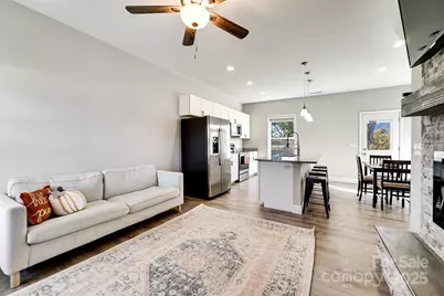 955 N Canton Road, Canton, NC 28716 - Photo 6