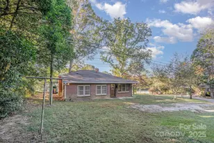 1610 Shelby Rd, Kings Mountain, NC 28086 - Photo 16