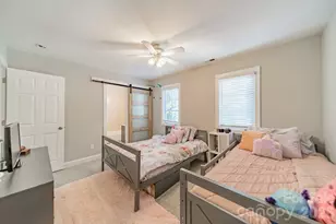 2823 Whiting Ave, Charlotte, NC 28205 - Photo 26