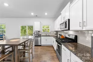 542 King Clover Ln, Clover, SC 29710 - Photo 8