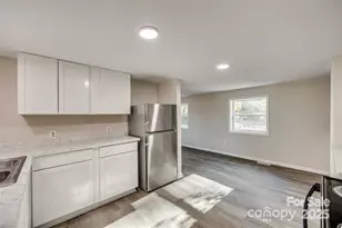 260 Amelia Dr, Fort Mill, SC 29715 - Photo 10