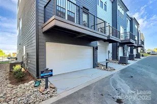 5027 Duchess Dr, Charlotte, NC 28217 - Photo 4