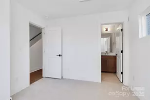 5027 Duchess Dr, Charlotte, NC 28217 - Photo 8