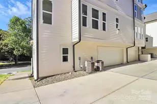 1053 Margaret Brown St, Charlotte, NC 28202 - Photo 34