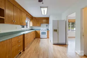 209 Park St, Morganton, NC 28655 - Photo 8