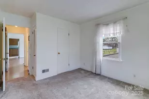 209 Park St, Morganton, NC 28655 - Photo 14