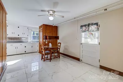 209 Park Street, Morganton, NC 28655 - Photo 24