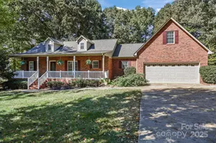 174 Willow Creek Dr, Stanfield, NC 28163 - Photo 2