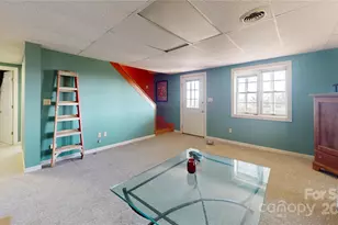 11 Wildflower Ln, Newland, NC 28657 - Photo 22