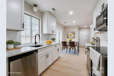 2105 Killarney Place, Charlotte, NC 28262 - Photo 8