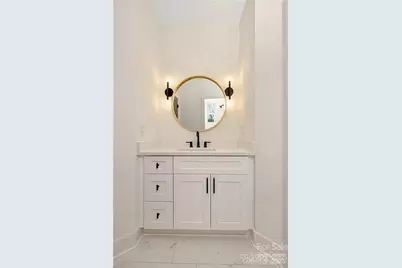 647 Tennyson Drive, Charlotte, NC 28208 - Photo 10