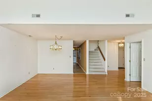 111 Cloverleaf Ln, Asheville, NC 28803 - Photo 10