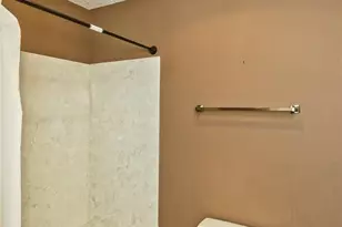 111 Cloverleaf Ln, Asheville, NC 28803 - Photo 18