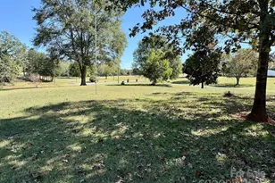 1054 Sandy Springs Rd, Rutherfordton, NC 28139 - Photo 32