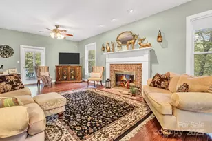 39 Lambert Ln, Black Mountain, NC 28711 - Photo 8