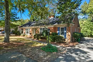 5926 Sharon Rd, Charlotte, NC 28210 - Photo 2