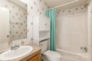 41 Little Hungry Rd, Hendersonville, NC 28792 - Photo 14