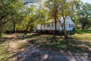 900 Chesterfield Ave, Lancaster, SC 29720 - Photo 32