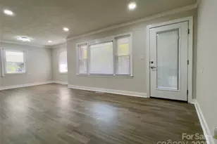 1522 Mary C Rd, St Pauls, NC 28384 - Photo 2