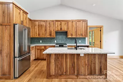 575 Croft Way, Bakersville, NC 28705 - Photo 4