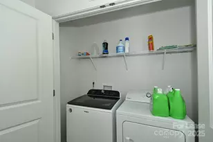 2046 McDonald Dr, Charlotte, NC 28216 - Photo 12