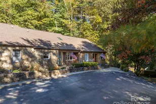 40 Sagebrush Cir, Etowah, NC 28729 - Photo 2