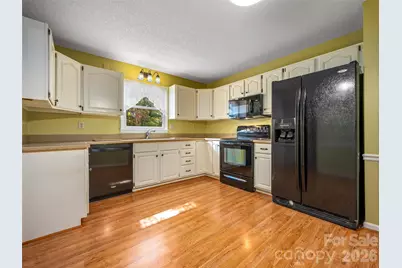 40 Sagebrush Circle, Etowah, NC 28729 - Photo 8