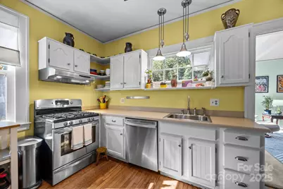 891 Hendersonville Road, Asheville, NC 28803 - Photo 26