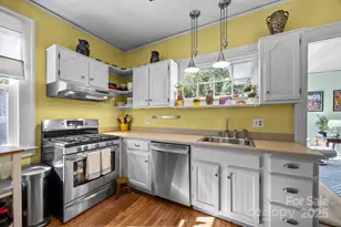 891 Hendersonville Rd, Asheville, NC 28803 - Photo 26