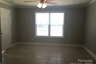 1111 Cason St, Belmont, NC 28012 - Photo 2