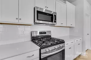 1705 Heron Ct, Belmont, NC 28012 - Photo 6