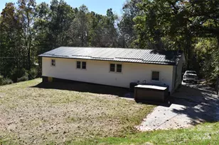 159 Bradley St, Nebo, NC 28761 - Photo 36