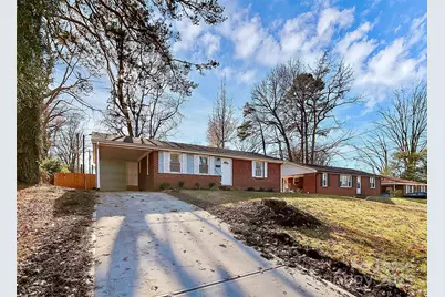 2921 Ravencroft Drive, Charlotte, NC 28208 - Photo 2