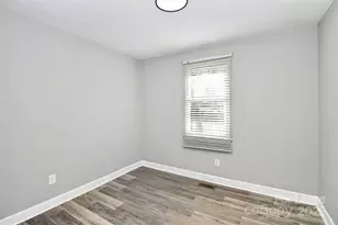 2921 Ravencroft Dr, Charlotte, NC 28208 - Photo 20