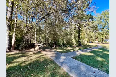 000 Riveroaks Lane, Lancaster, SC 29720 - Photo 6