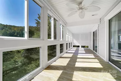 110 Lakeview Court, Brevard, NC 28712 - Photo 10