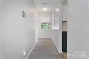 110 Lakeview Ct, Brevard, NC 28712 - Photo 4